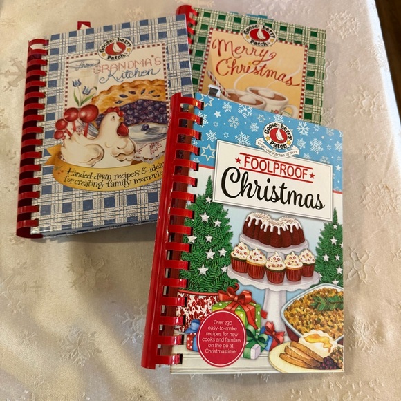 Gooseberry Patch Other - Gooseberry Patch Christmas & Grandma Cookbook Set of 3